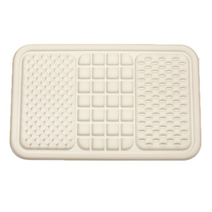 Alfombrilla de silicona para lamer para perros, comedero lento, distracción para baño y lavado - Product Image 1