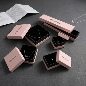 Scatola per Gioielli Personalizzabile all'Ingrosso, Ecologica, in Carta Rosa per Ragazze, Confezione da Viaggio per Anelli, Scatola Regalo per Gioielli Personalizzata - Product Image 1