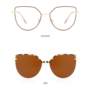 Monturas de Gafas Modelo 7002 Estilo Ojo de Gato para Mujer, Gafas con Clip Magnético, Lentes de Sol Polarizadas 2 en 1, Gafas Estilo Ojo de Gato - Product Image 6