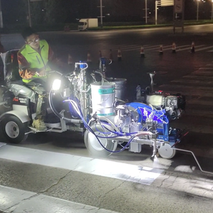 Máquina Autopropulsada de Alta Presión <span class=keywords><strong>para</strong></span> <span class=keywords><strong>Pintar</strong></span> Pavimentos con Sistema de Pulverización sin Aire y Mezcla Externa <span class=keywords><strong>para</strong></span> Marcado de Carreteras - Product Image 6