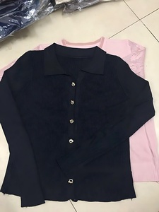 Maglione da Donna Casual con Bottoni e Scollo a V, Maniche Lunghe, Vestibilità Ampia per l'Autunno - Product Image 3