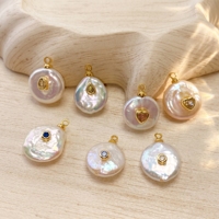 Pendentif en perle d'eau douce irrégulière plate avec pierres d'accentuation CZ multicolores de formes variées pour la fabrication de colliers, cadeau d'anniversaire