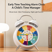 Réveil silencieux pour enfants à mouvement mécanique, design artistique en métal, motif dessin animé lumineux, fonction snooze, idéal pour l'éducation préscolaire