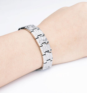 Joyería <span class=keywords><strong>para</strong></span> Hombre, Cadena de Acero Inoxidable, Brazalete Bioenergético, FIR, <span class=keywords><strong>Iones</strong></span> <span class=keywords><strong>Negativos</strong></span>, Potencia Magnética Cuántica, Escalar, 4 en 1, Pulsera Energética - Product Image 2