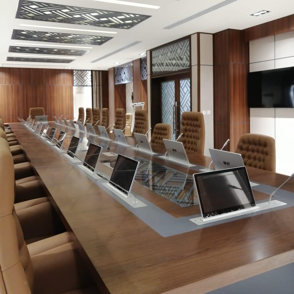 Умное офисное многофункциональное AV-решение для безбумажной конференц-системы