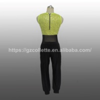 Vêtements de danse OEM pour filles, haut ajusté sans manches à paillettes, justaucorps en maille noire, pantalon hip-hop long et ample, scène de danse pour enfants