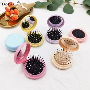 Al por mayor Peine de maquillaje y para el cabello 2 en 1 con espejo, de marca privada, mini redondo de bolsillo con cojín de aire para viaje - Product Image 6