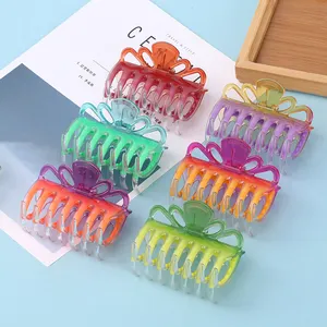 OEM/ODM 3.46 pollici grande impugnatura antiscivolo Clip per capelli spessi Clip per capelli con artiglio a corona per i colori dei capelli spessi possono cambiare