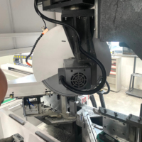 Station de travail de perçage et de fraisage CNC à six canaux pour profilés en aluminium, machine entièrement servo pour la production de fenêtres et de portes