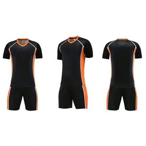 Ensemble de maillots de football de haute qualité avec logo personnalisé imprimé par transfert thermique, 100% polyester, séchage rapide, service OEM, style maillot de football - Product Image 5