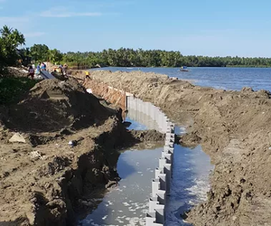 แผ่นไวนิลกองสำหรับการควบคุมน้ำท่วมทนทานและทนต่อการกัดกร่อน - Product Image 3