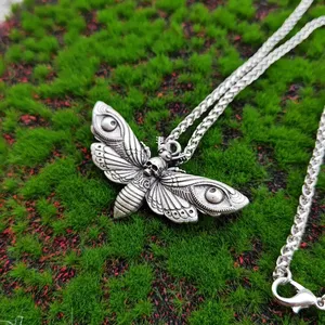 1PCS Collar Clásico con Colgante de Mariposa de la Muerte, Cadena de Eslabones, Joyería Gótica de Aleación de Zinc con Significado de Renacimiento - Product Image 3