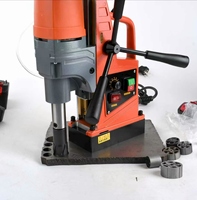 Perceuse magnétique industrielle D8880 - 1800W Haute puissance, capacité de perçage maximale de 80 mm avec forte adsorption magnétique pour le travail des métaux