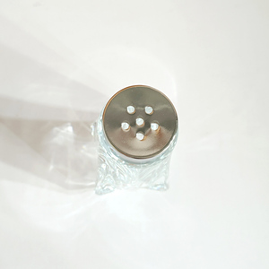 Saliera e Pepiera Decorative da 50ml, Set di Alta Qualità in Acrilico per Tavola - Product Image 5