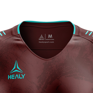 เสื้อฟุตบอลผู้หญิงทรงสลิมฟิต Healy Retro Trendy ผ้าโพลีเอสเตอร์ 100% ระบายอากาศได้ดี คอวี ลายพิมพ์แบบ Sublimation ชุดกีฬา - Product Image 4