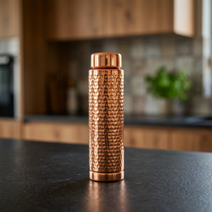 Botella de Agua Premium 100% Cobre Puro Ecológica, Apta para Agua Hirviendo, con Asa de Transporte y Tapa sin Costuras, para Deportes, Oficina y Cocina - Product Image 4