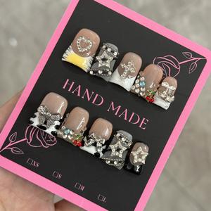 TSZS Marque Privée 10 Pièces <span class=keywords><strong>Faux</strong></span> Ongles Courts Faits Main à Presser Motif Lèvres Rouges 3D et Cœur en Strass pour la Saint-Valentin - Product Image 6