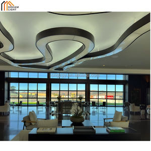 Marco de aleación de aluminio industrial para <span class=keywords><strong>puerta</strong></span> de <span class=keywords><strong>garaje</strong></span> automática moderna personalizada con vidrio esmerilado impermeable para villas y almacenes - Product Image 6