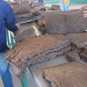 Matières premières en caoutchouc SVR20 de haute qualité Brown Standard Grade Phuc Thinh Viet Nam Marque Exportateur vietnamien Origine directement - Product Image 1