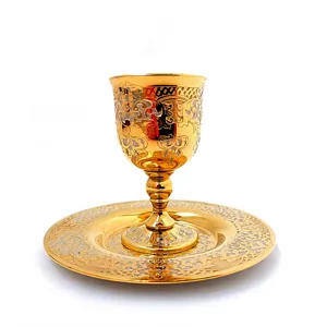 Gold plated shot glass set for alcoholic drinks high quality luxury elegant alcohol set cup and plate
