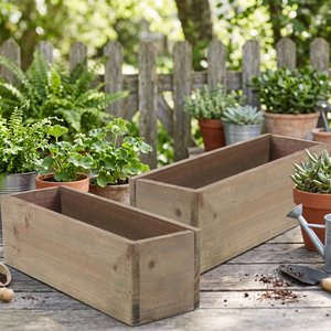 Jardinière rectangulaire en bois de style rustique traditionnel avec doublure en plastique sculptée à la main pour la décoration intérieure/extérieure - Product Image 4