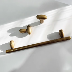 Oferta Imperdível: Puxadores de Armário em Latão Antigo Sólido, Puxadores de Bronze para Móveis, Guarda-Roupas, Cômodas e Gavetas - Product Image 1
