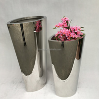 Pot Bunga Stainless Steel Warna Emas untuk Taman, Pot Tanaman Luar Ruangan Ekstra Besar Tinggi 1,5 Meter, Vas Lantai