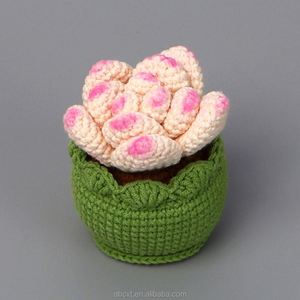 Plante succulente artificielle miniature verte faite à la main au crochet pour la décoration de voiture, de bureau ou comme gadget, idéale pour la Fête des Pères et Halloween - Product Image 5