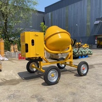 Mini-benne sur chenilles 750 kg à succès commercial, malaxeur à béton avec tambour de 300 L et alimentation auto-chargeante pour tous terrains