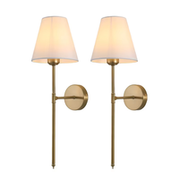 Applique murale LED sans fil à intensité variable RGB avec télécommande, corps en fer, fonctionnant sur piles, pour chambre à coucher
