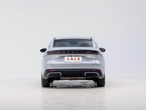 Pas cher Nouvelle Voiture 2025 Geely Galaxy L6 New Energy Vehicle 1.5 EM-i DHT 60km PLUS Voiture électrique EV Conduite à gauche Berline la <span class=keywords><strong>moins</strong></span> chère - Product Image 2