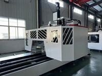 Máquina de Fabricación de Puertas y Ventanas de Perfil de Aluminio, Centro de Mecanizado CNC de 4 Ejes con Sistema de Control CNC SYNTEC de Taiwán