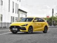Vente en gros MG 5 180 km/h jaune berline nouveau design 4 portes 5 places boîte de vitesses manuelle 1,5 L cylindrée électrique essence feu gauche