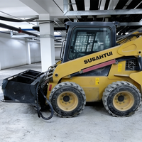 Minicargadora SHANTUI SSL75V-M con Motor Diésel Kubota, Control PLC, Cucharón de 0.5m, Peso Operativo de 4000kg, Alto Rendimiento
