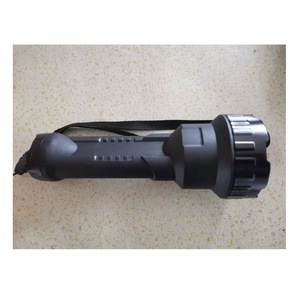 Lampe de signalisation ferroviaire tricolore GAD105D LED 3.7V à lumière variable pour utilisation sur rail - Product Image 4