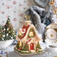 HOUSEDECO Casa de Navidad con Ángel, Luces LED, Hecho a Mano, Pintado a Mano, Adornos de Resina Bonitos, Forma Personalizada, MODELO de Incienso
