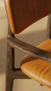 Fauteuil lounge élégant rembourré, structure en bois de noyer massif, siège d'appoint contemporain pour salon, villa, hôtel PISANO - Product Image 6