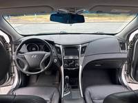 Voitures d'occasion JX Auto Hyundai Sonata Berline Conduite à Gauche Automatique Traction Avant 2.0L Faible Kilométrage Sans Accident Vente en Gros à l'Export 2013 2014 2015
