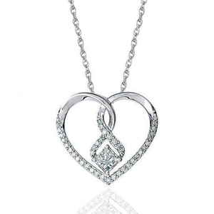 Collana Minimalista da Donna con Ciondolo a Cuore, Catena Scintillante in Stile Coreano, Gioiello Regalo - Product Image 1