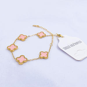 Bracelet classique pour femme en acier inoxydable plaqué <span class=keywords><strong>or</strong></span> 18 carats, motif trèfle à quatre feuilles, ne ternit pas, idéal pour mariages et soirées - Product Image 4