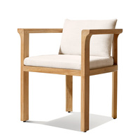 Ensemble de salle à manger d'extérieur au design nordique, table et chaises de jardin en teck résistant aux intempéries pour villa et cour