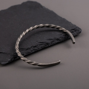 Twisted Square Line <b>Titanium</b> Steel Open Bracelet Unisex Jewelry 3mm For Couple Fashion Accessory - Product Image 2