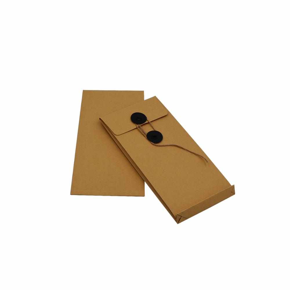 Embalaje de papel kraft con logotipo personalizado, cuerdas recicladas y sobres de botón