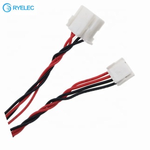Personnalisation en usine : Faisceau de câbles avec connecteur JST PA 4 à 4 broches, pas de 2,0 mm, vers connecteur JST 4 à 4 broches, pas de 1,25 mm - Product Image 1