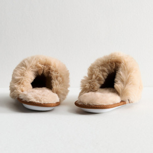 Confortable femmes intérieur maison chaussures ours en peluche Applique conception assez chaud moelleux pantoufles Mule pantoufles - Product Image 2