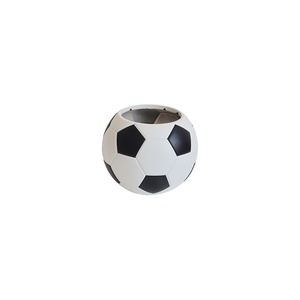 Fioriera in Plastica con Design a Pallone da Calcio, Corpo Stampato Direttamente con Pannelli Neri Verniciati a Spruzzo. Stile Sportivo Moderno per Giardino e Arredamento Casa - Product Image 2