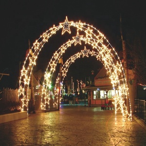 Arco Luminoso LED 3D Grande a Forma di Cuore per Decorazione Esterna, Motivo Stradale con Luci a Stella - Product Image 1