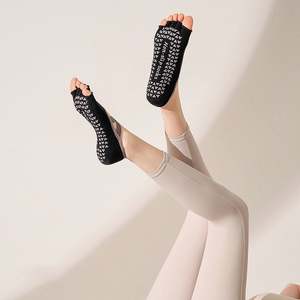 Custom Open-toe Yoga Socks with Cross-straps and Rubberized Points, Professional Anti-slip Five-finger Socks for Indoor Sports - Product Image 4