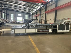 Machine semi-automatique de lamination de papier flûte / Machine de montage de <span class=keywords><strong>feuilles</strong></span> supérieures et inférieures - Product Image 2