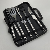 Ensemble d'outils de barbecue en acier inoxydable de 5 Offre Spéciale avec sac de transport, accessoires de barbecue